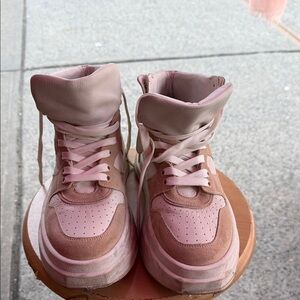 Dolce Vita Women's Blush Pink High-Top Sneakers